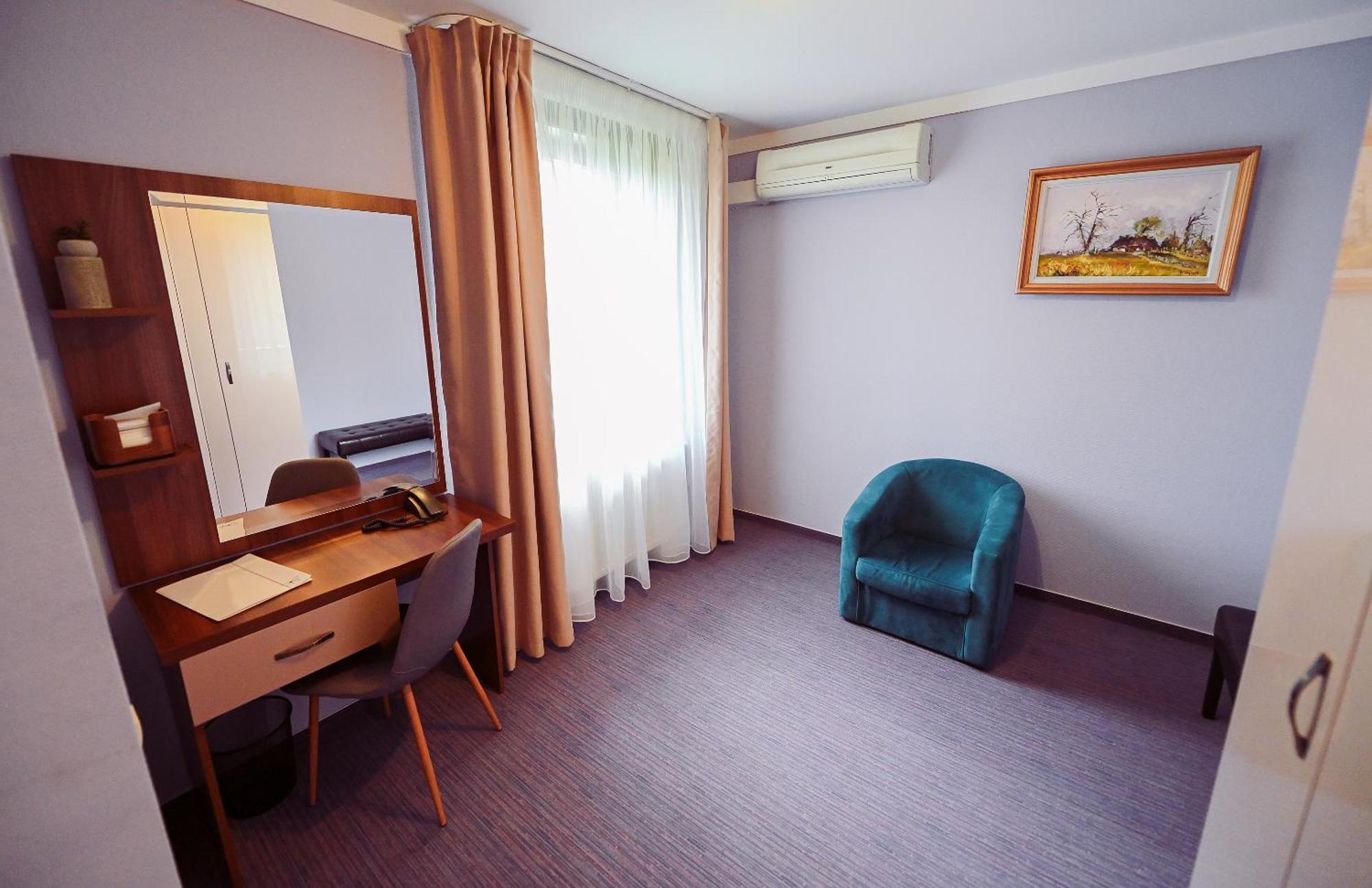 Conacul Domnesc Hotel Scheia Eksteriør billede