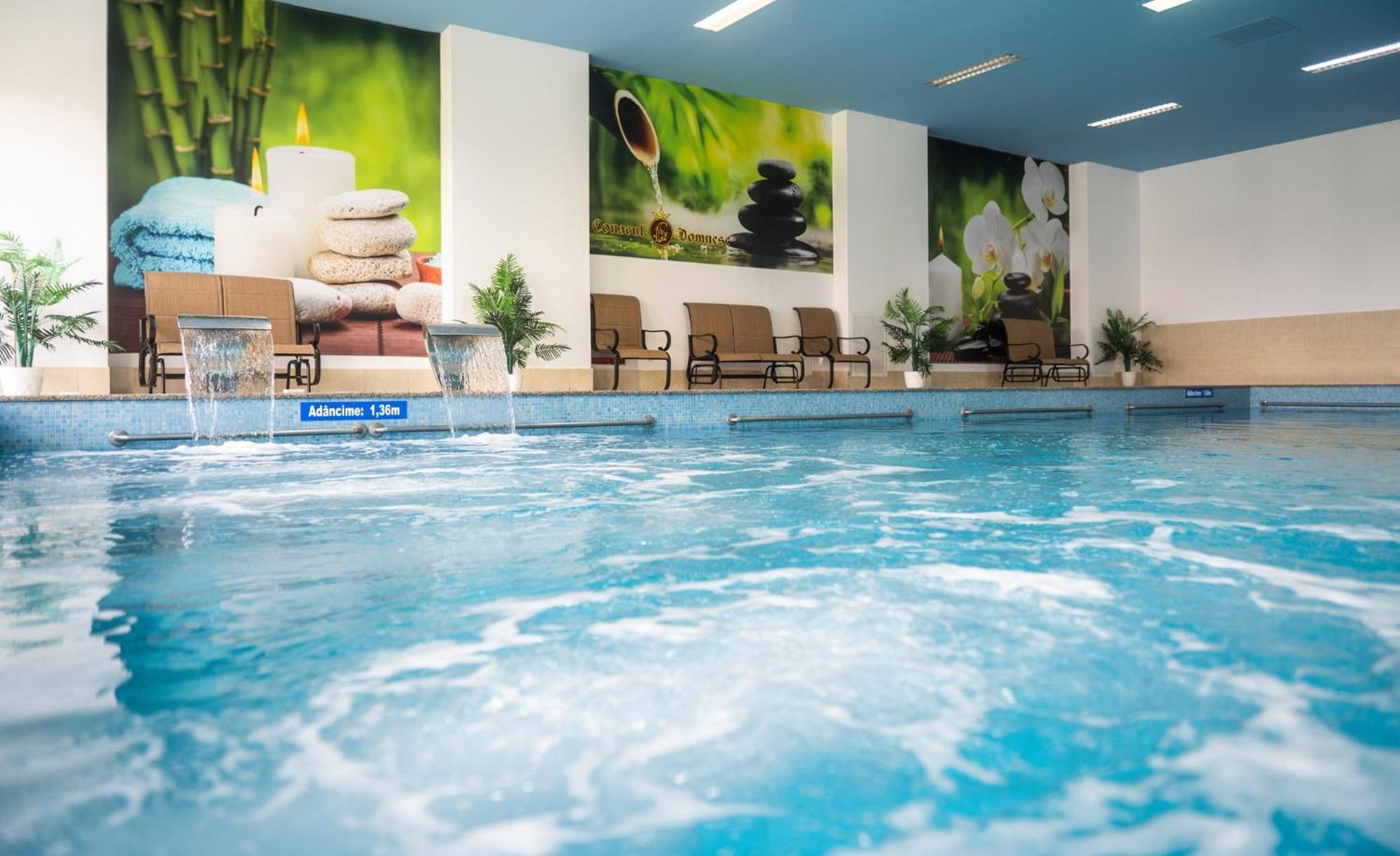 Conacul Domnesc Hotel Scheia Eksteriør billede
